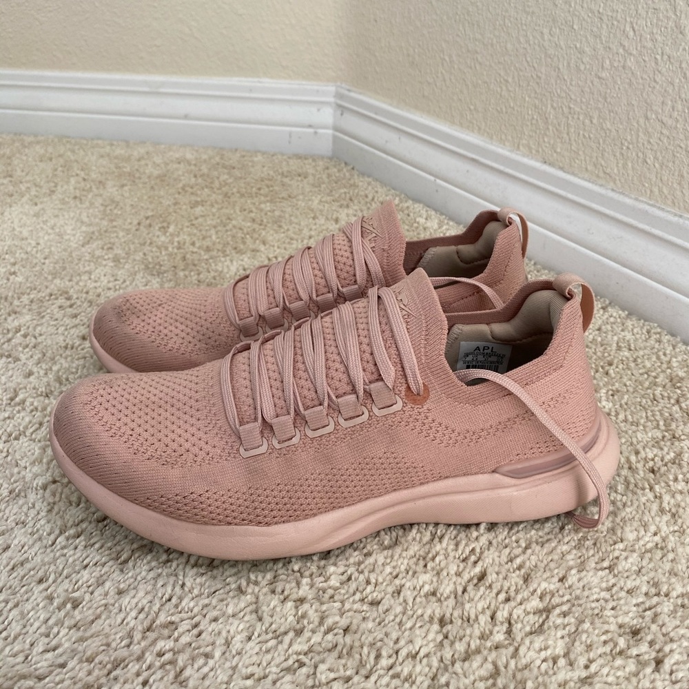 APL Techloom Breeze Sneakers